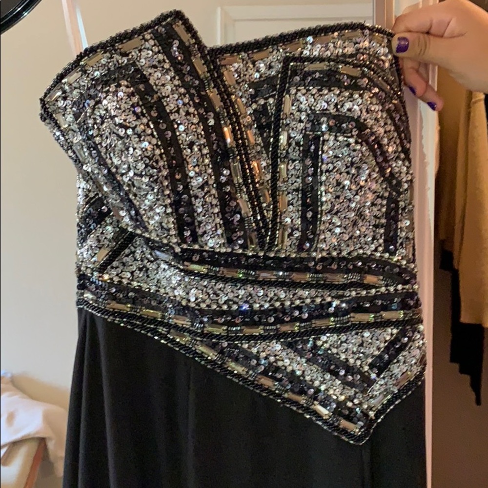 Terani Couture. Strapless dress modern design!